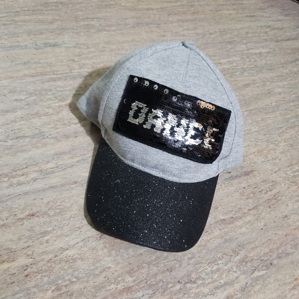 NWOT Justice Dance hat with sequins